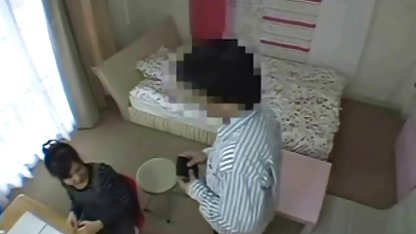Vicki ngemut kontol panjang Chase mendapatkan hard ass